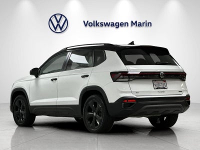 2025 Volkswagen Taos SE Black