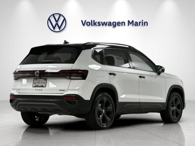 2025 Volkswagen Taos SE Black
