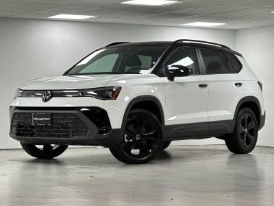 2026 Volkswagen Taos SE Black