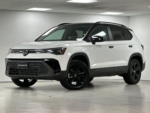 2026 Volkswagen Taos SE Black