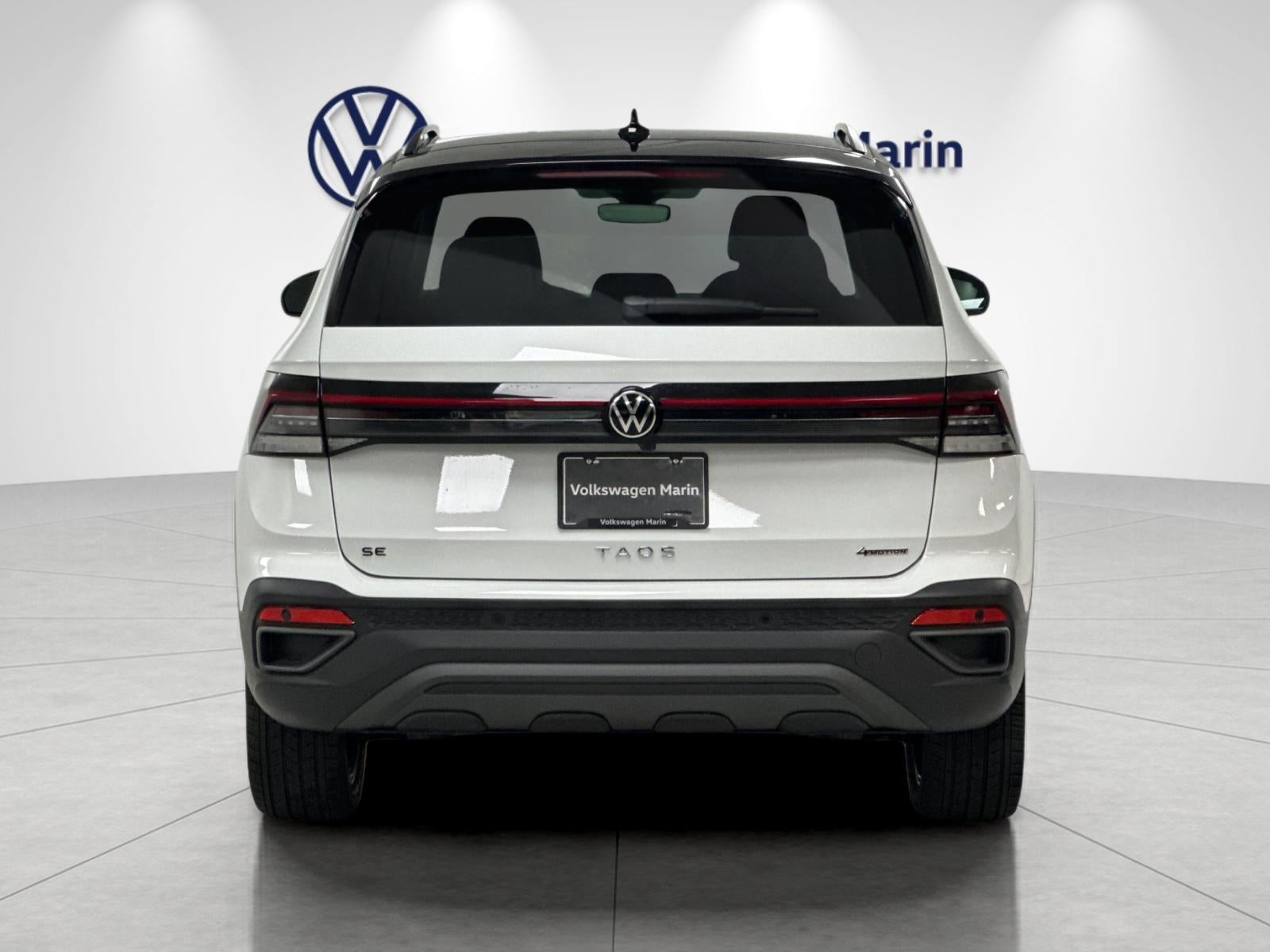 2026 Volkswagen Taos SE Black