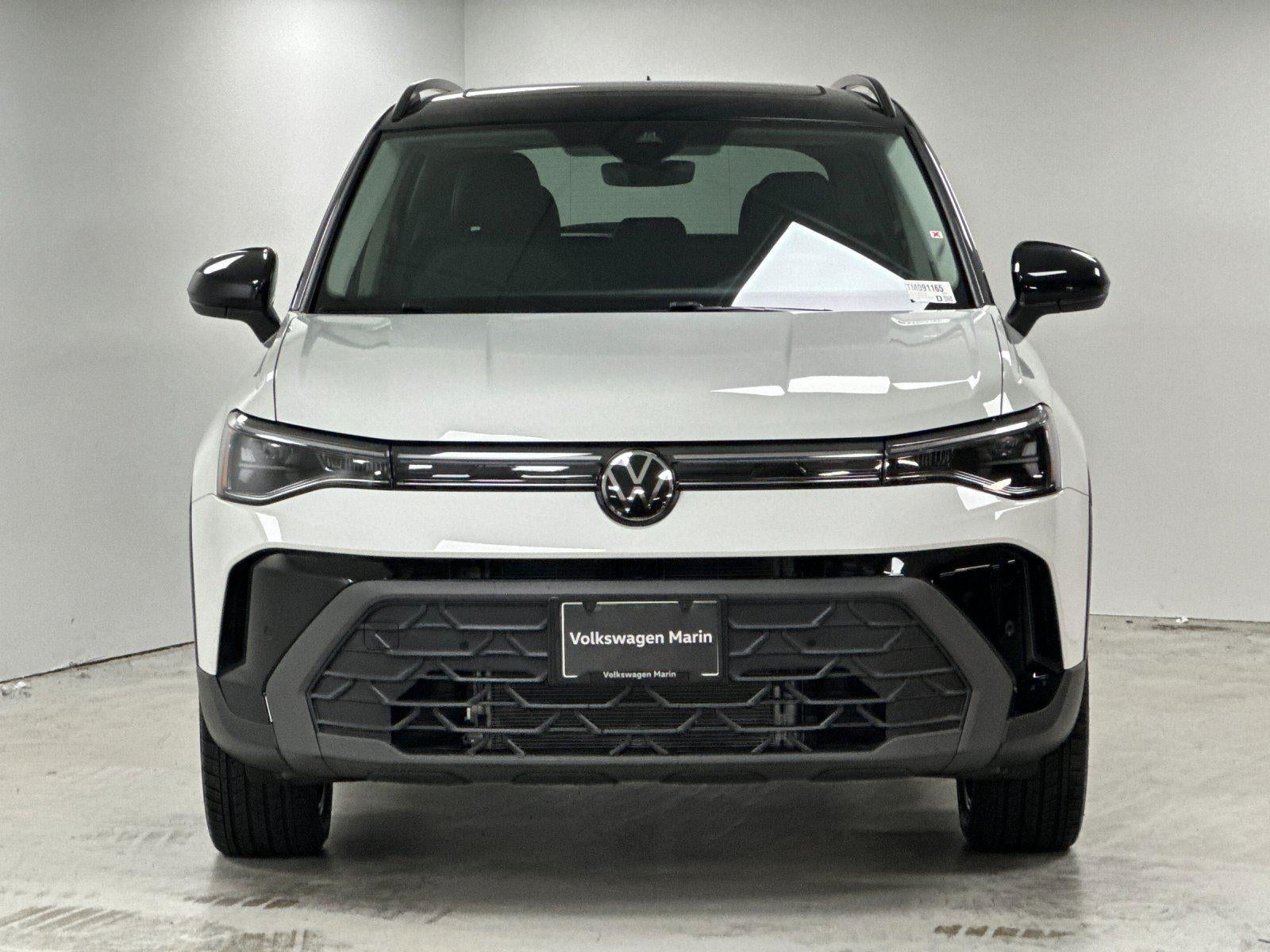 2026 Volkswagen Taos SE Black