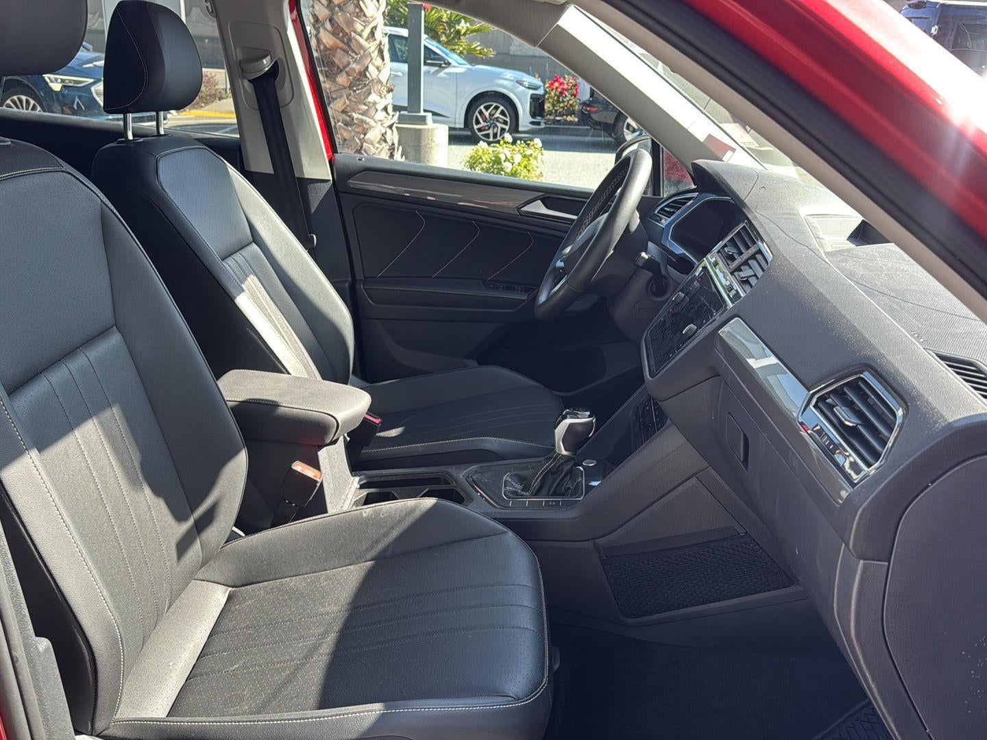 2023 Volkswagen Tiguan SE