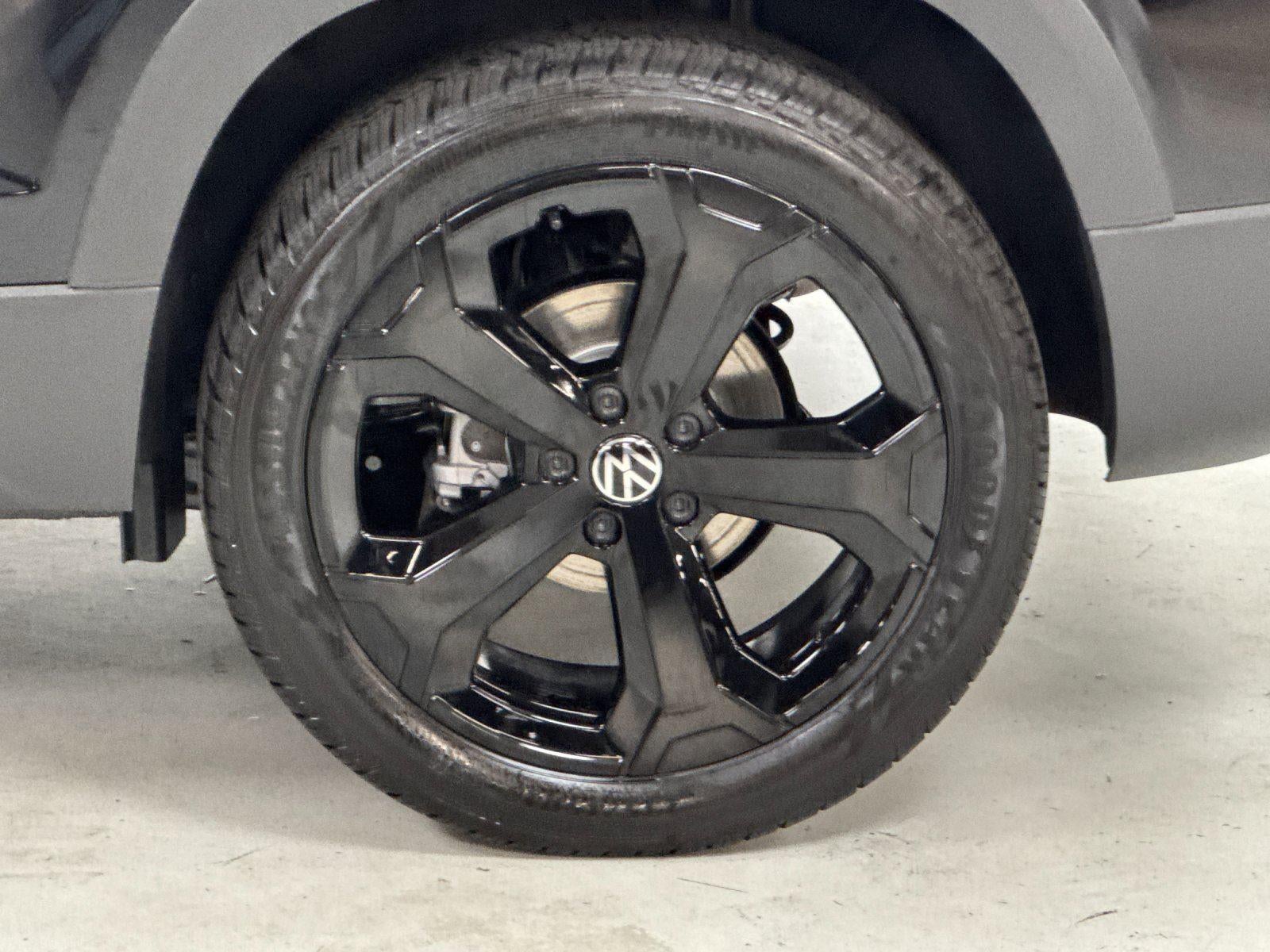2026 Volkswagen Taos SEL