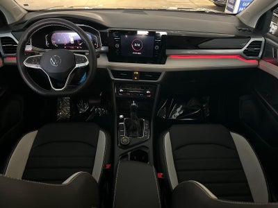 2026 Volkswagen Taos SEL