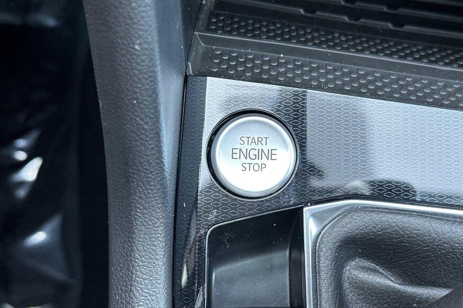 2026 Volkswagen Taos SEL