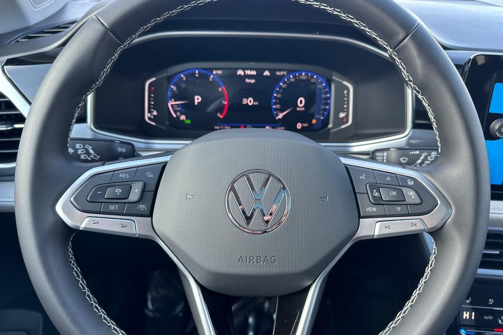 2026 Volkswagen Taos SEL