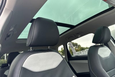 2026 Volkswagen Taos SEL