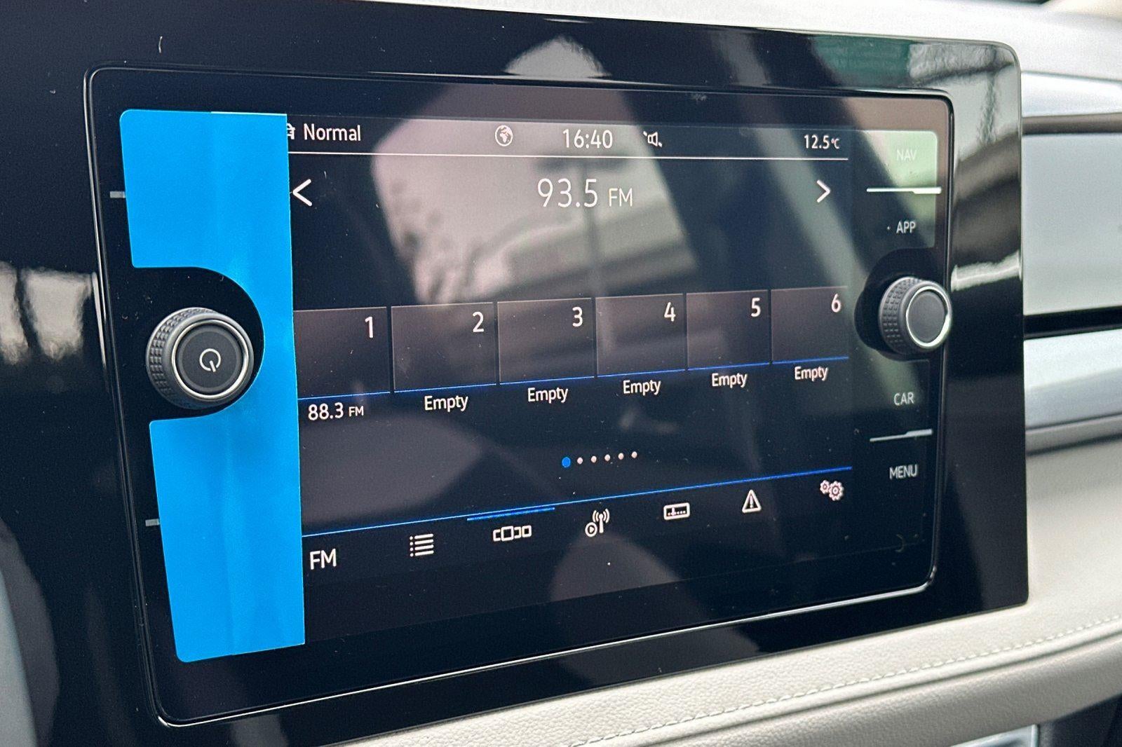 2026 Volkswagen Taos SEL