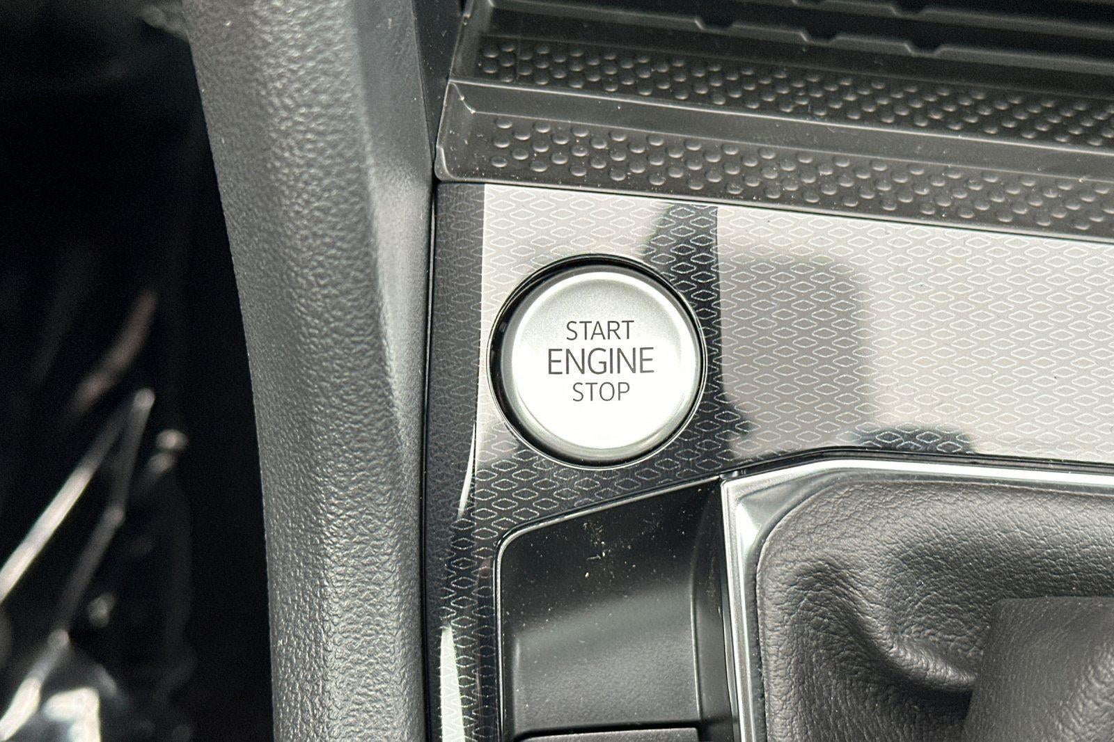 2026 Volkswagen Taos SEL