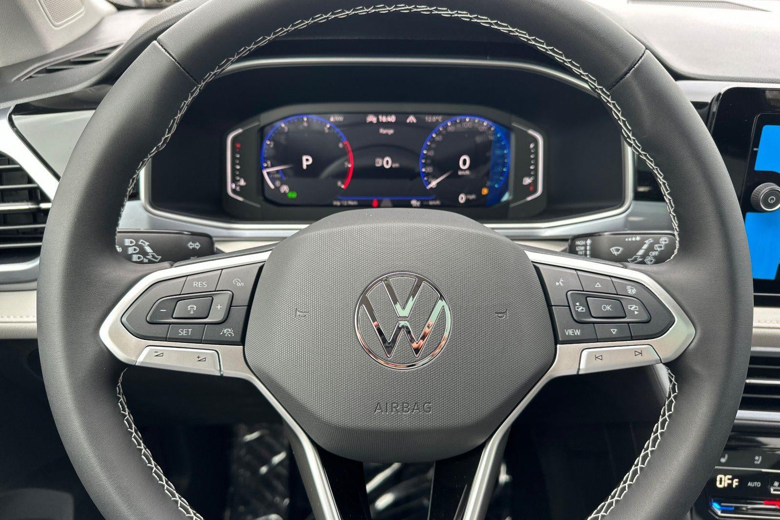 2026 Volkswagen Taos SEL