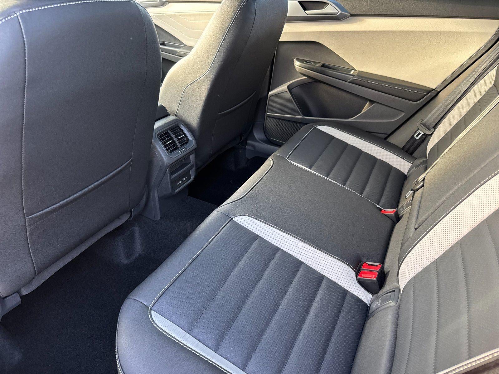 2026 Volkswagen Taos SEL