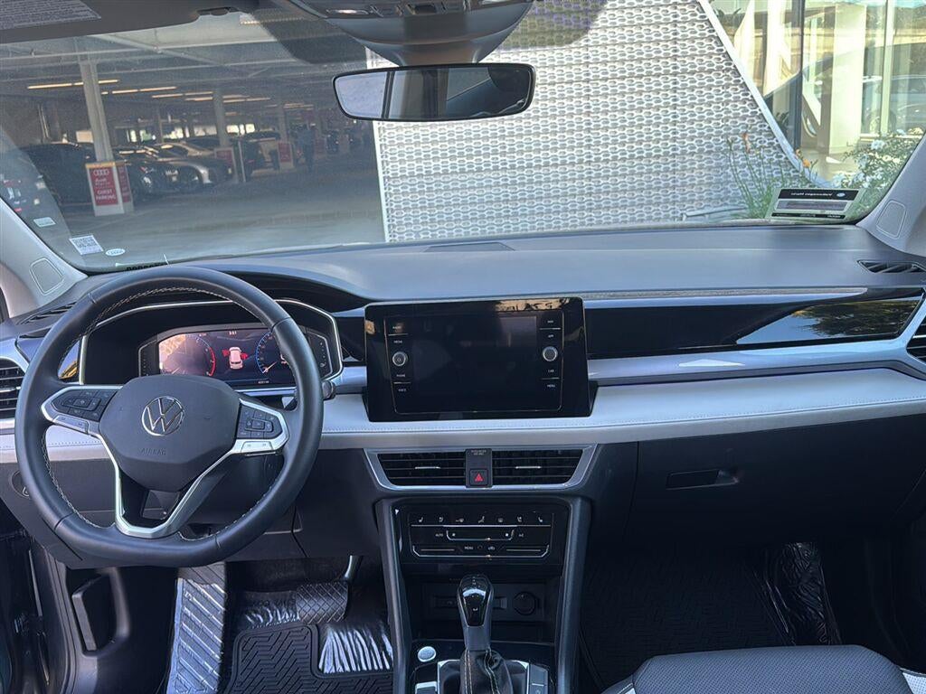 2026 Volkswagen Taos SEL