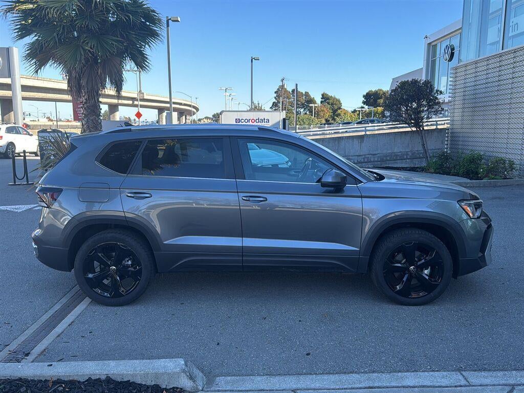 2026 Volkswagen Taos SEL
