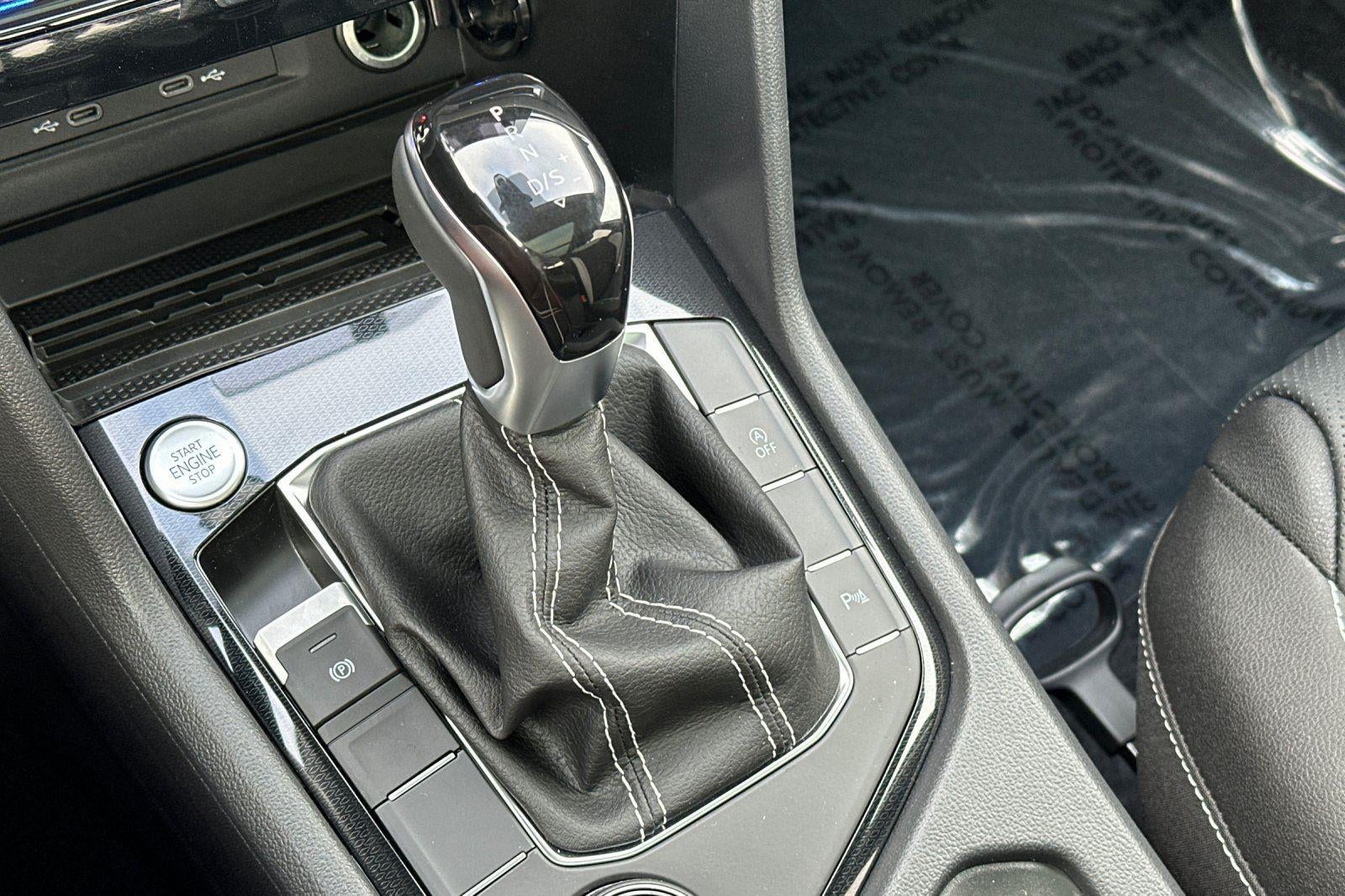 2026 Volkswagen Taos SEL