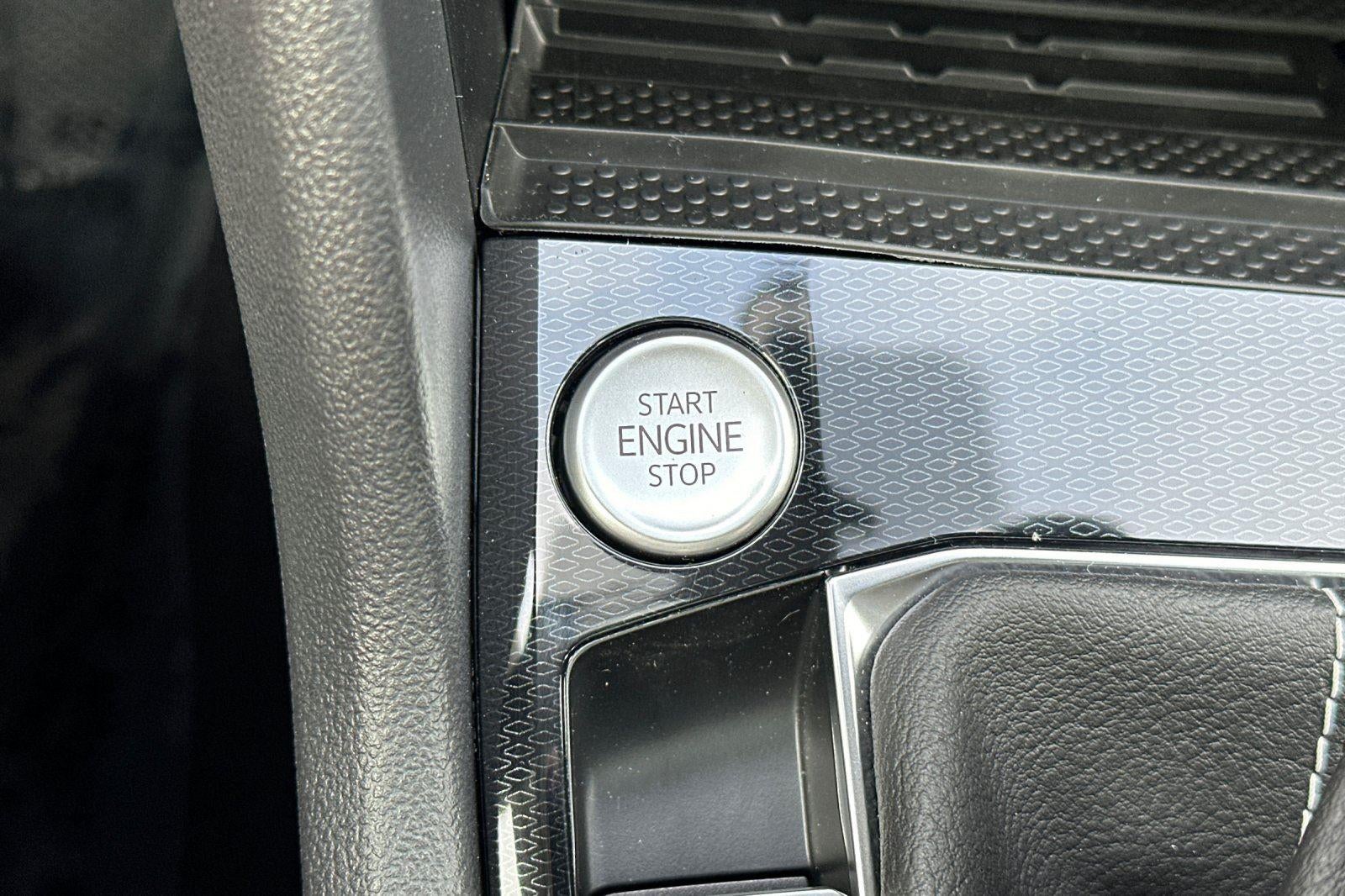 2026 Volkswagen Taos SEL