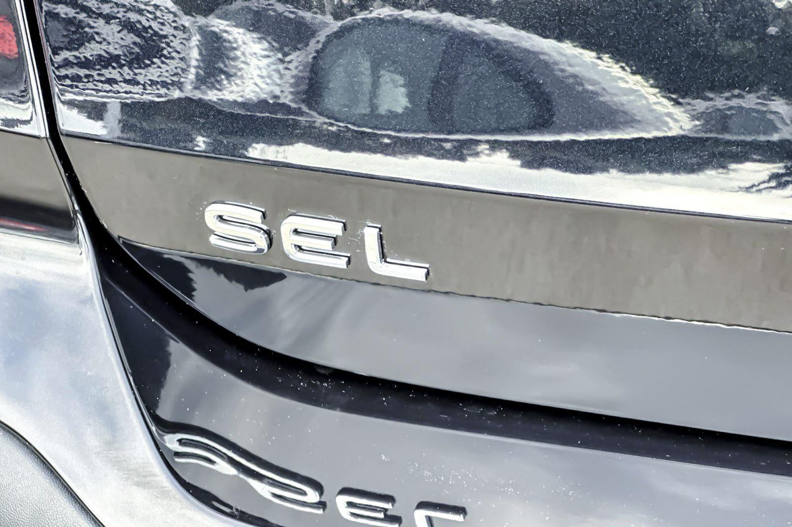 2026 Volkswagen Taos SEL