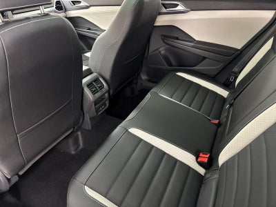2026 Volkswagen Taos SEL