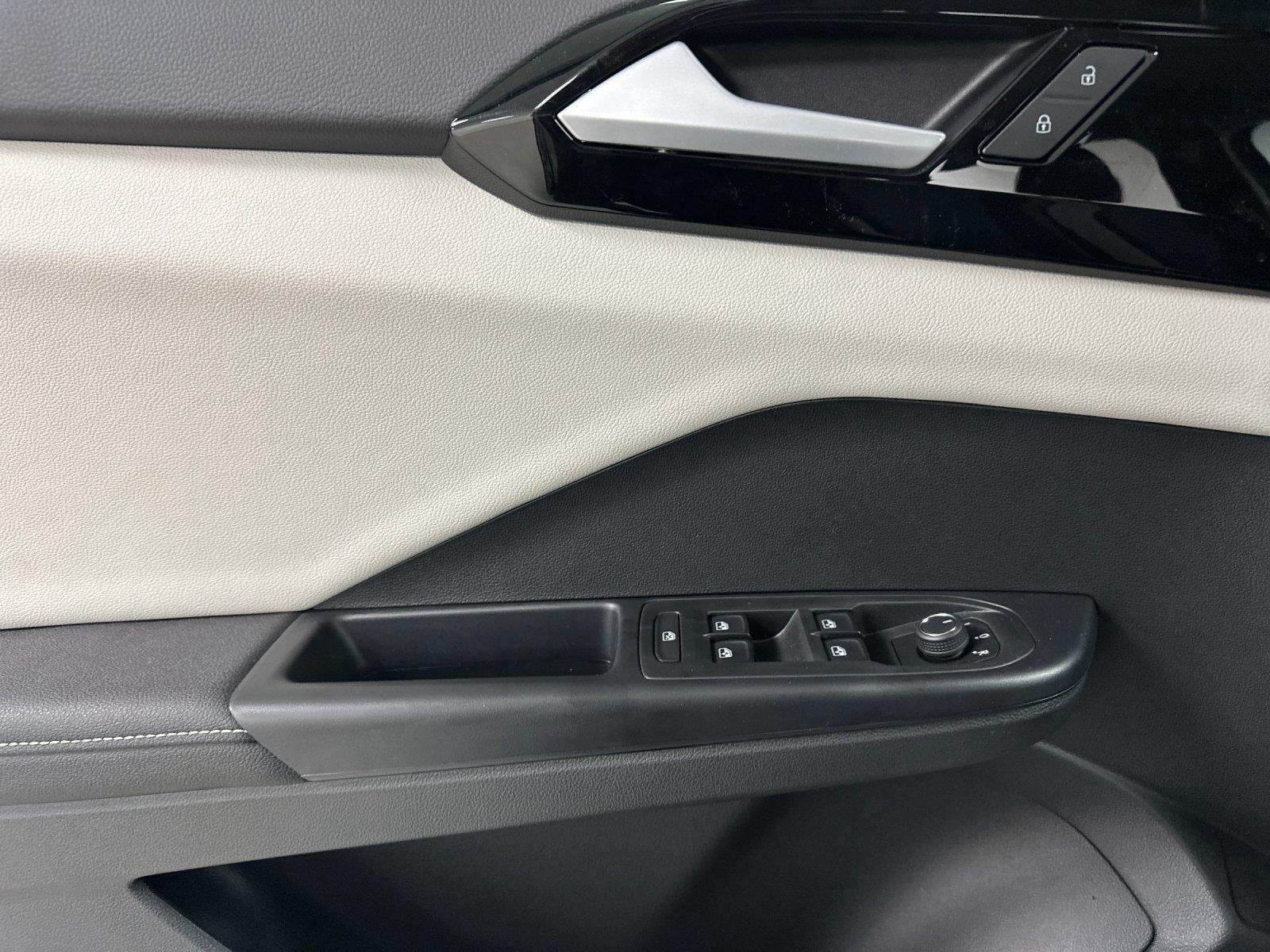 2027 Volkswagen Taos S
