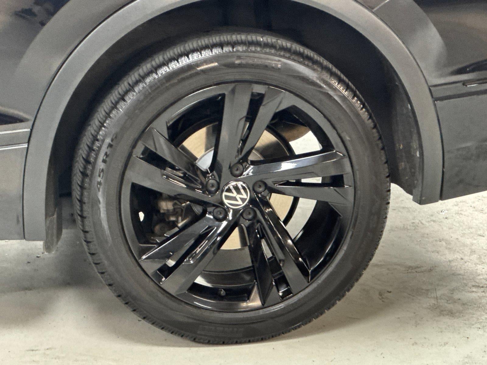 2024 Volkswagen Tiguan SE R-Line Black
