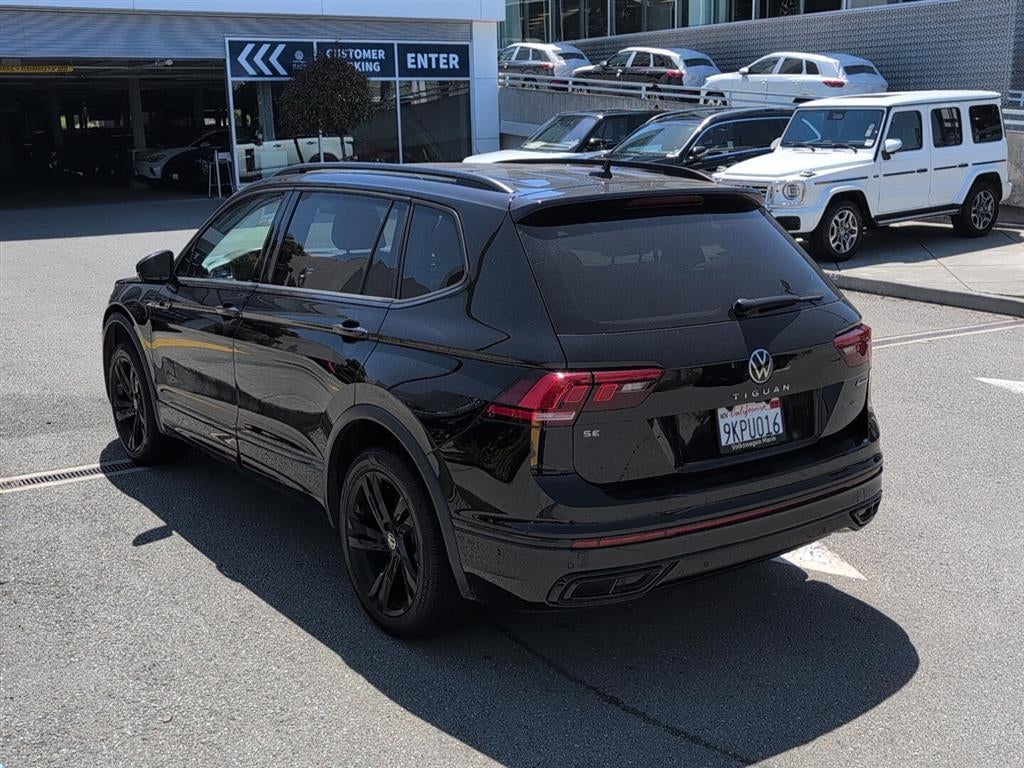 2024 Volkswagen Tiguan SE R-Line Black