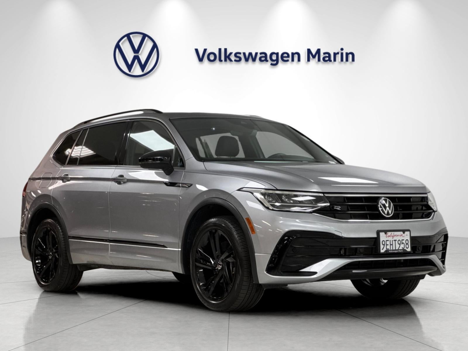 2023 Volkswagen Tiguan SE R-Line Black