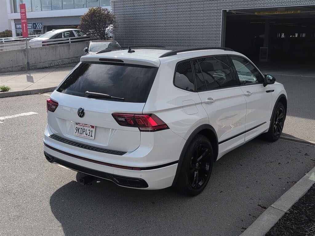 2024 Volkswagen Tiguan SE R-Line Black