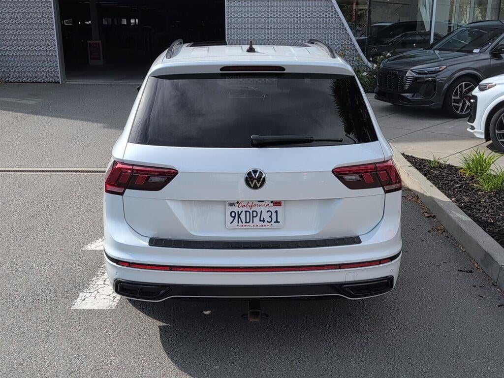 2024 Volkswagen Tiguan SE R-Line Black