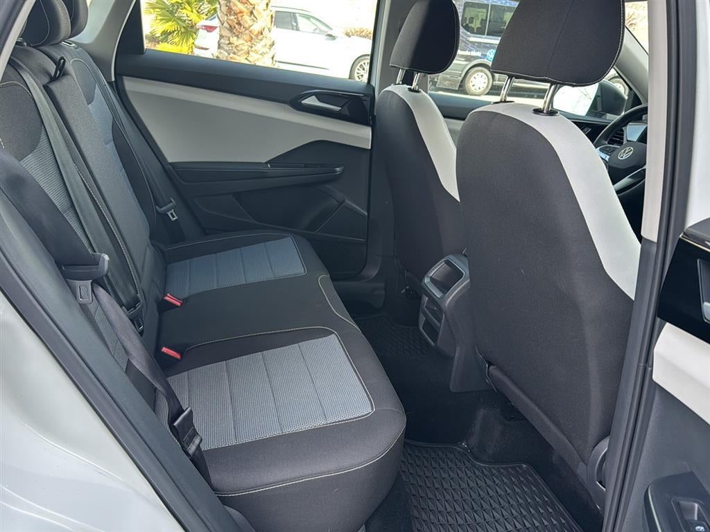 2025 Volkswagen Taos S