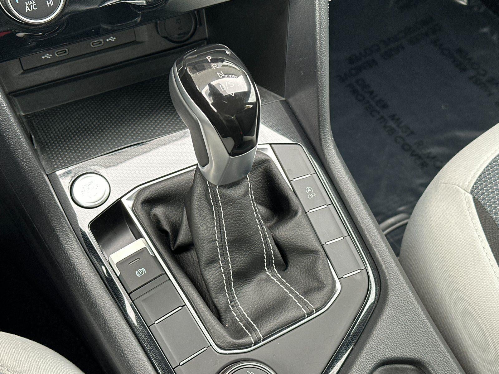 2025 Volkswagen Taos S