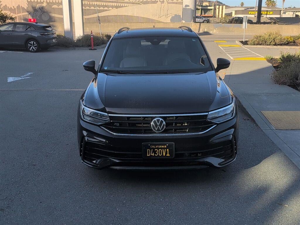 2022 Volkswagen Tiguan SE R-Line Black
