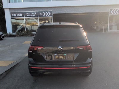2022 Volkswagen Tiguan SE R-Line Black