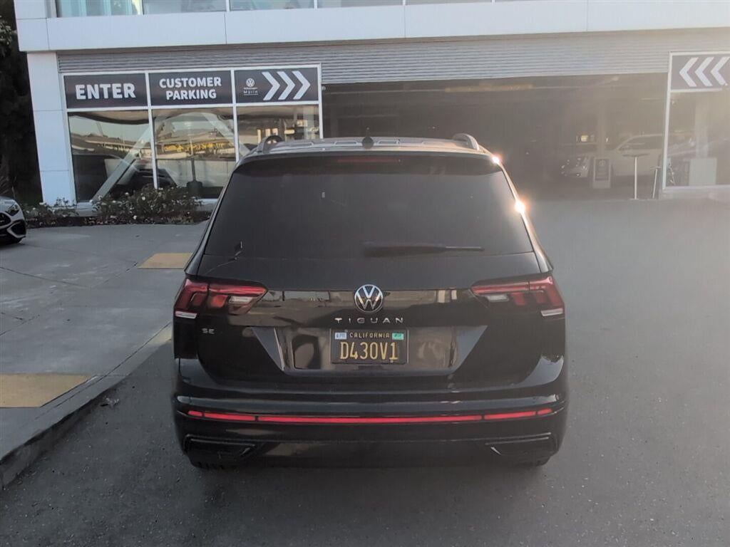 2022 Volkswagen Tiguan SE R-Line Black