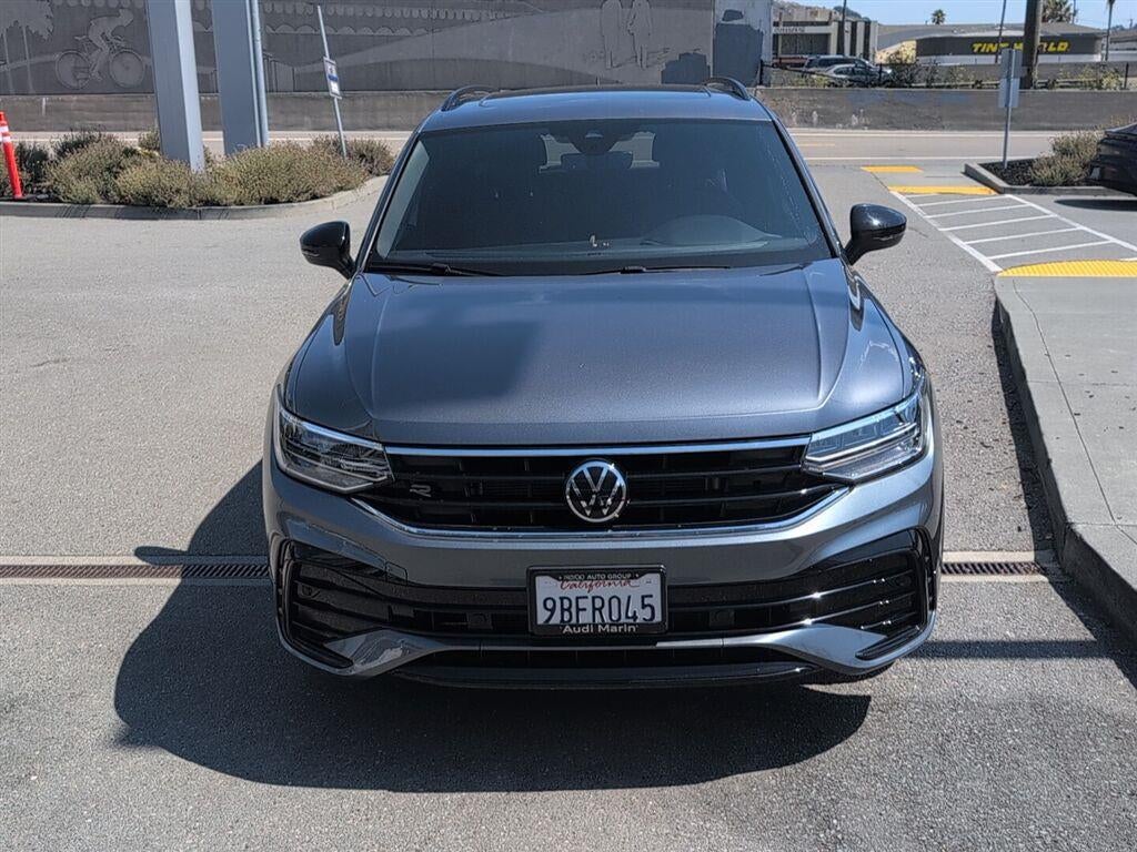 2022 Volkswagen Tiguan SE R-Line Black