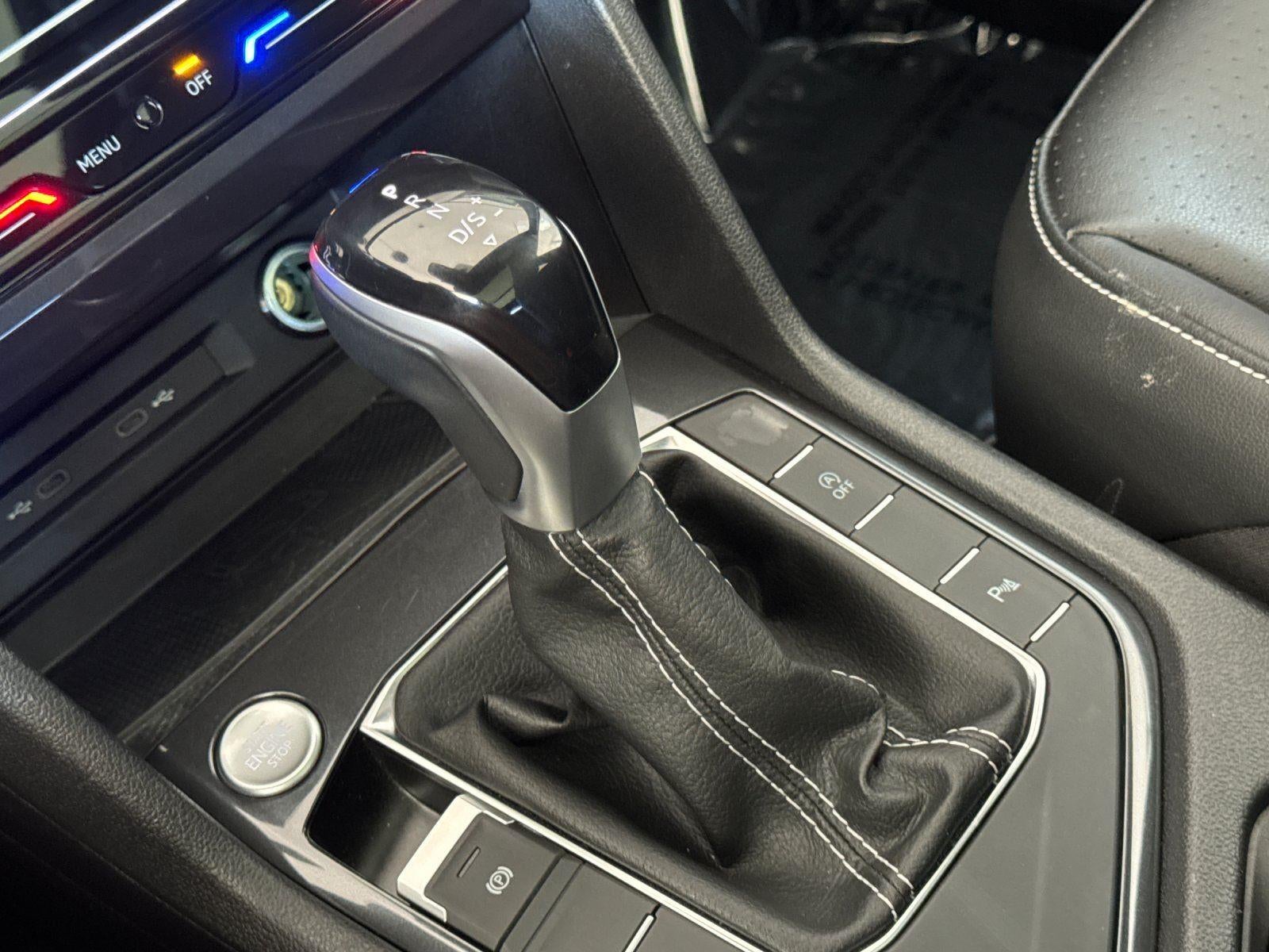 2023 Volkswagen Tiguan SE R-Line Black