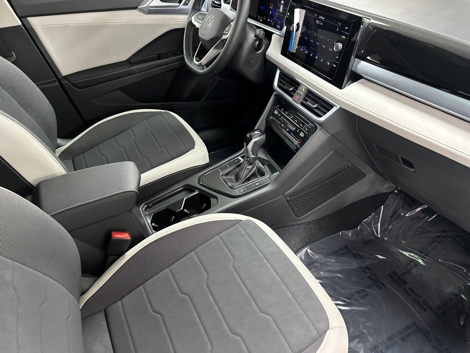 2027 Volkswagen Taos SE