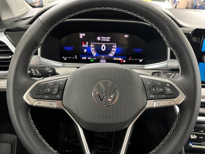 2027 Volkswagen Taos SE