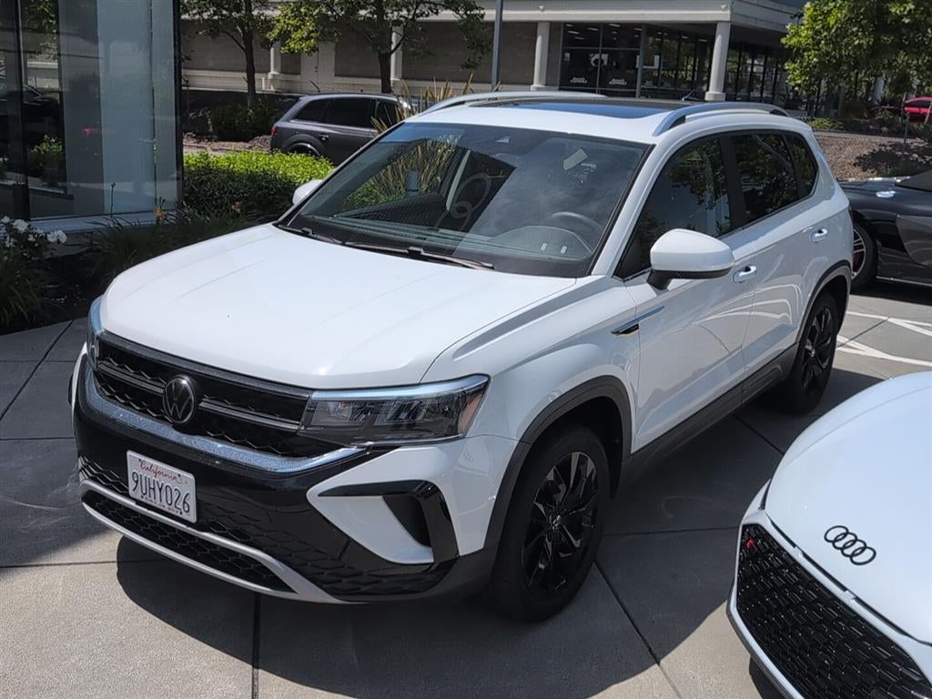2023 Volkswagen Taos SE