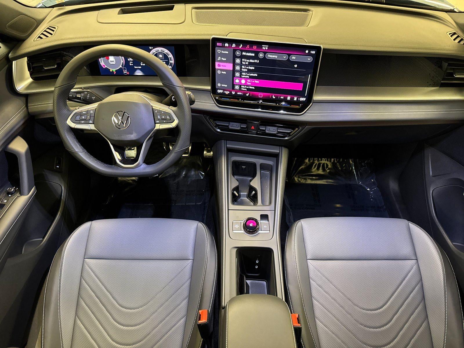 2026 Volkswagen Tiguan SE R-Line Black