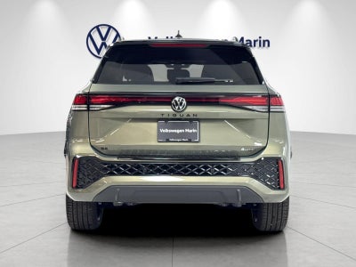 2026 Volkswagen Tiguan SE R-Line Black