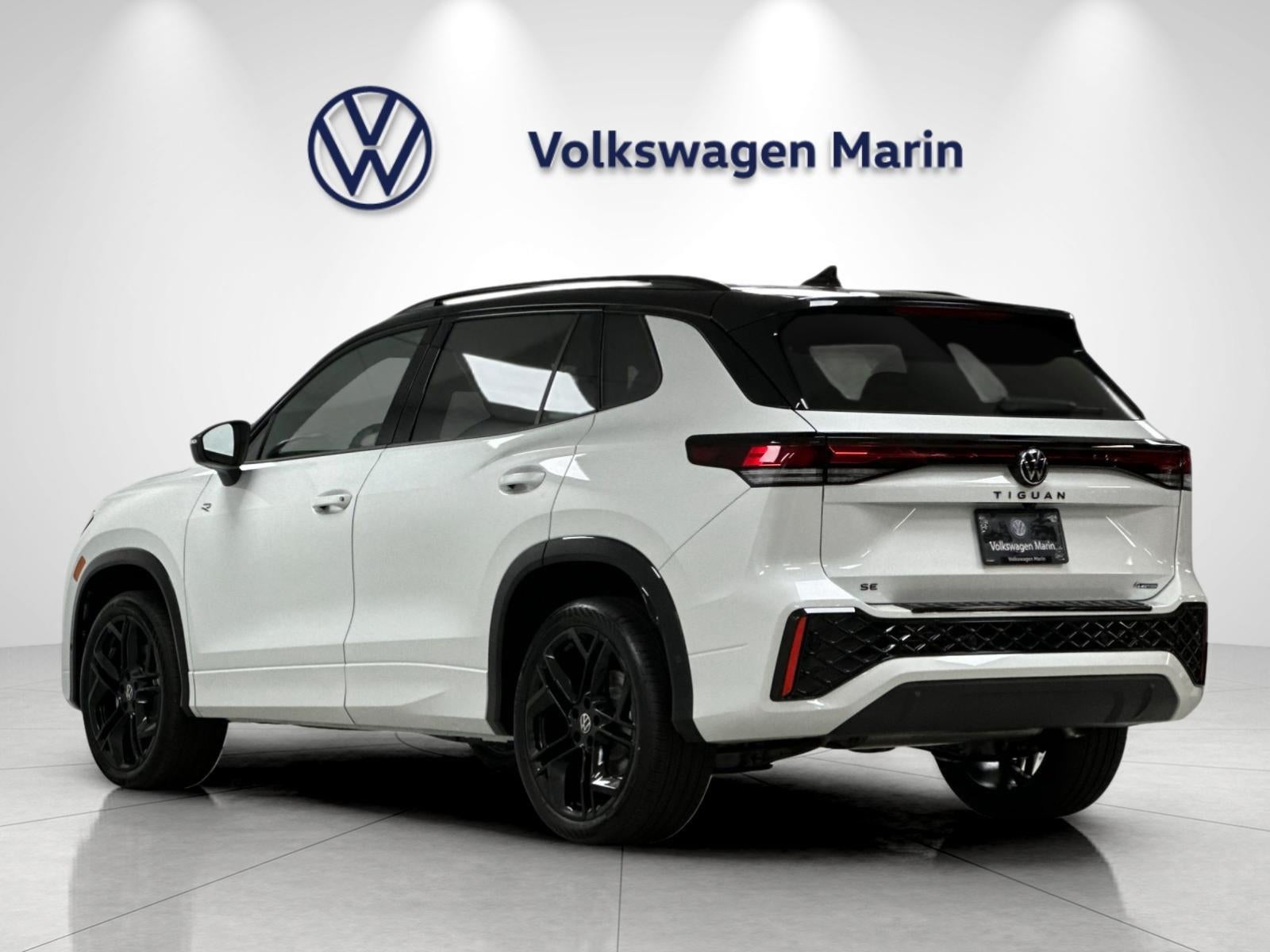 2026 Volkswagen Tiguan SE R-Line Black