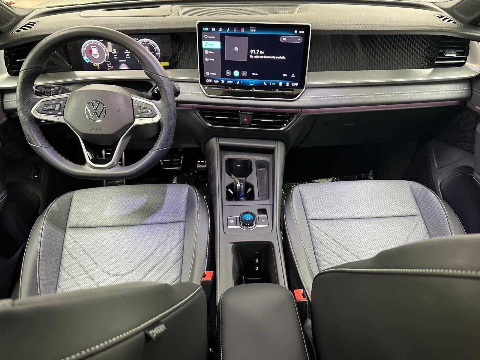 2026 Volkswagen Tiguan SE R-Line Black