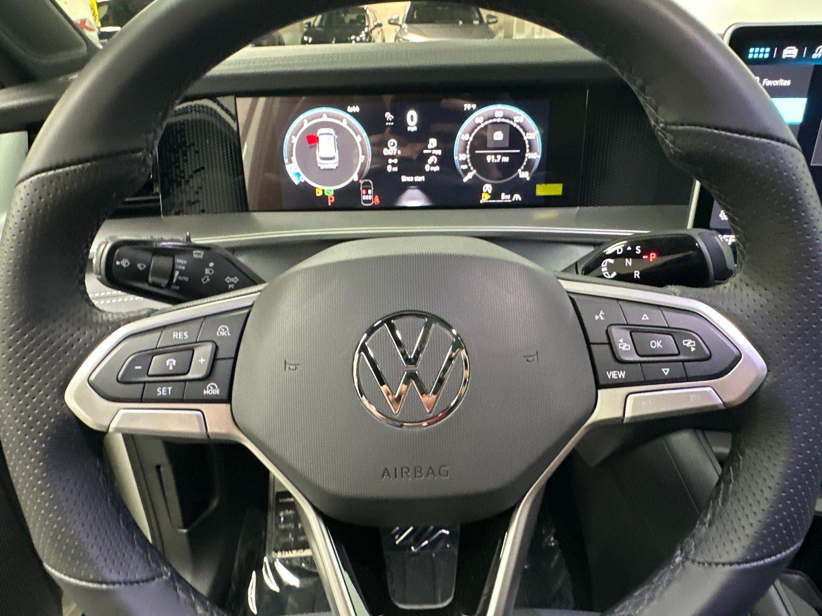 2026 Volkswagen Tiguan SE R-Line Black