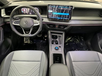 2026 Volkswagen Tiguan SE R-Line Black