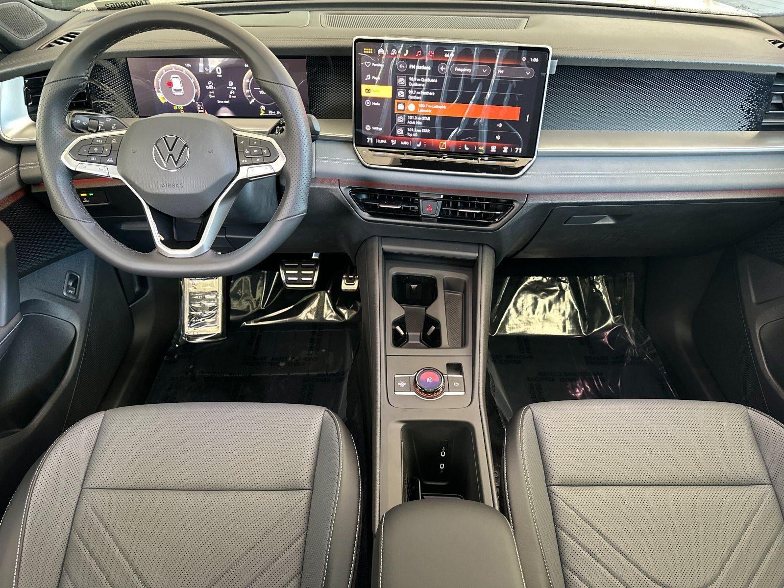 2026 Volkswagen Tiguan SE R-Line Black