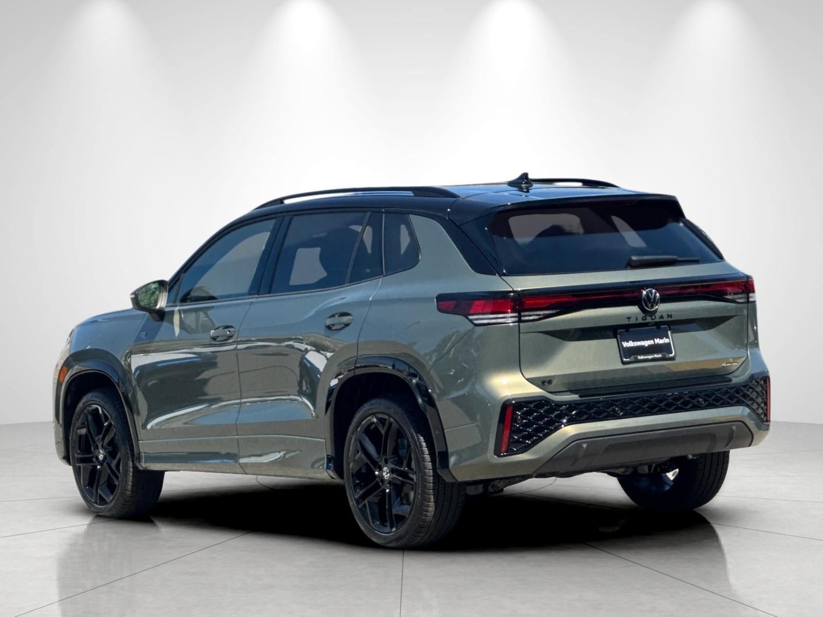 2026 Volkswagen Tiguan SE R-Line Black