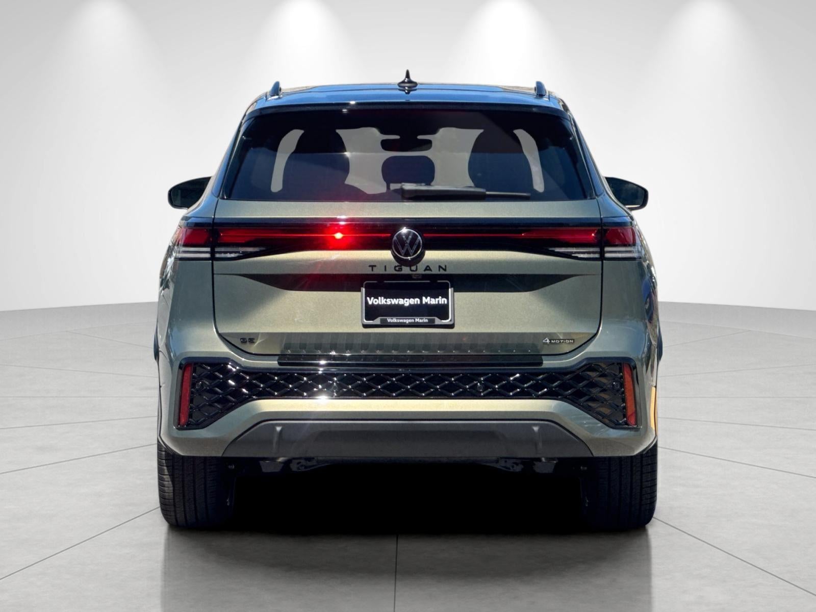 2026 Volkswagen Tiguan SE R-Line Black