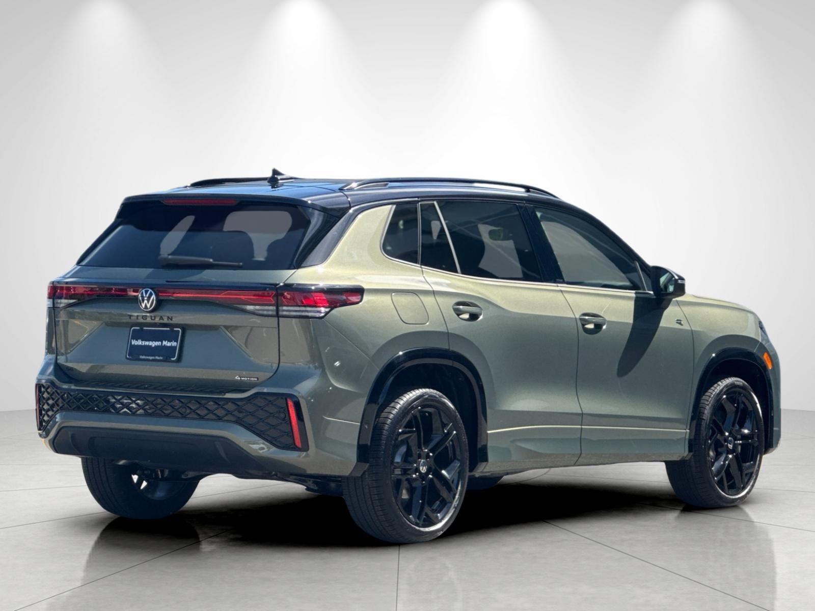 2026 Volkswagen Tiguan SE R-Line Black