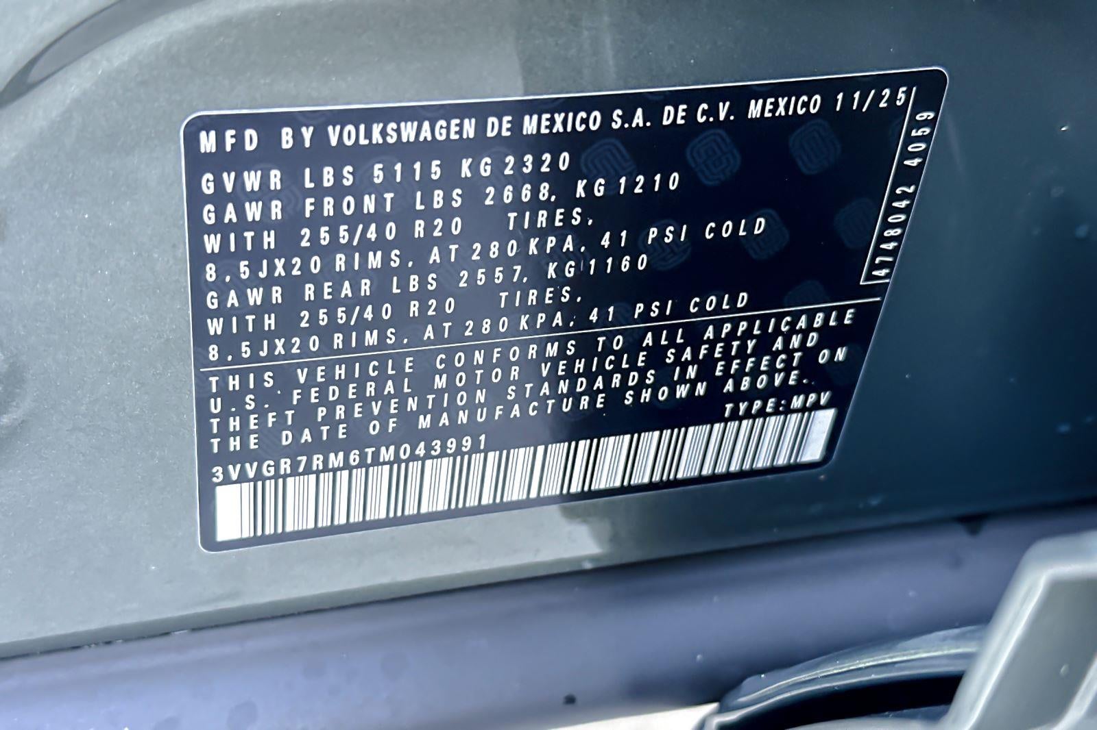 2026 Volkswagen Tiguan SE R-Line Black