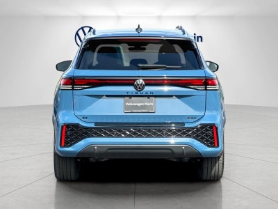 2026 Volkswagen Tiguan SE R-Line Black